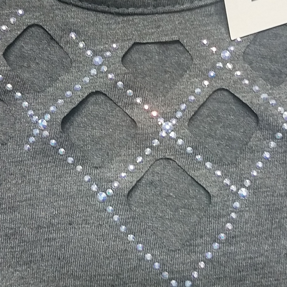 Studded out hollow top. - Picture 6 of 7